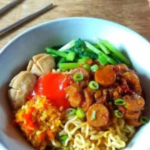 mie ayam komplit