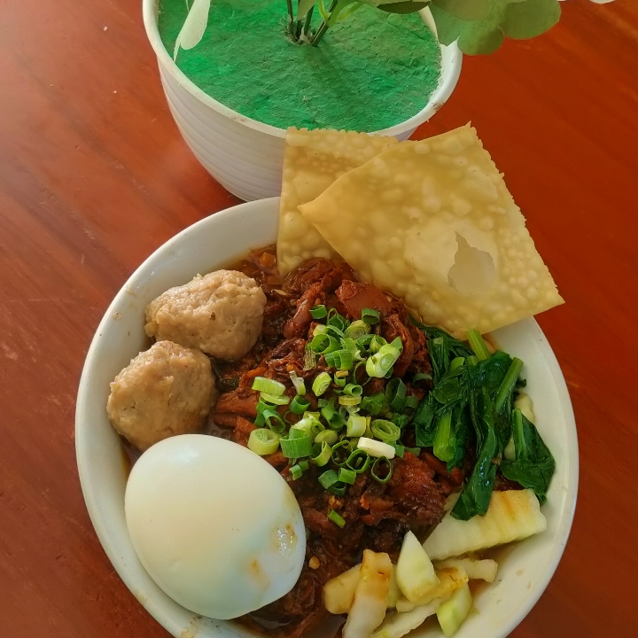 mie ayam komplit