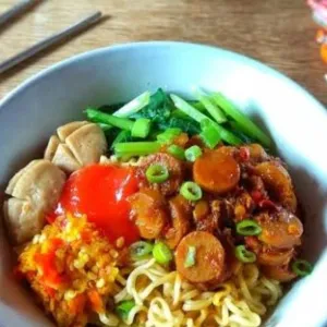 mie ayam sosis