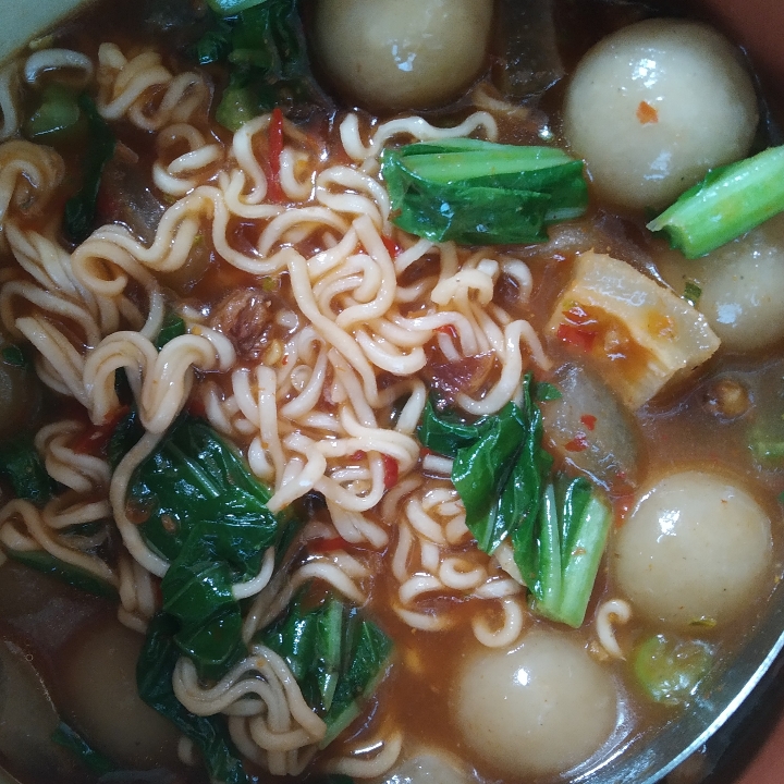 mie baso cilok aci