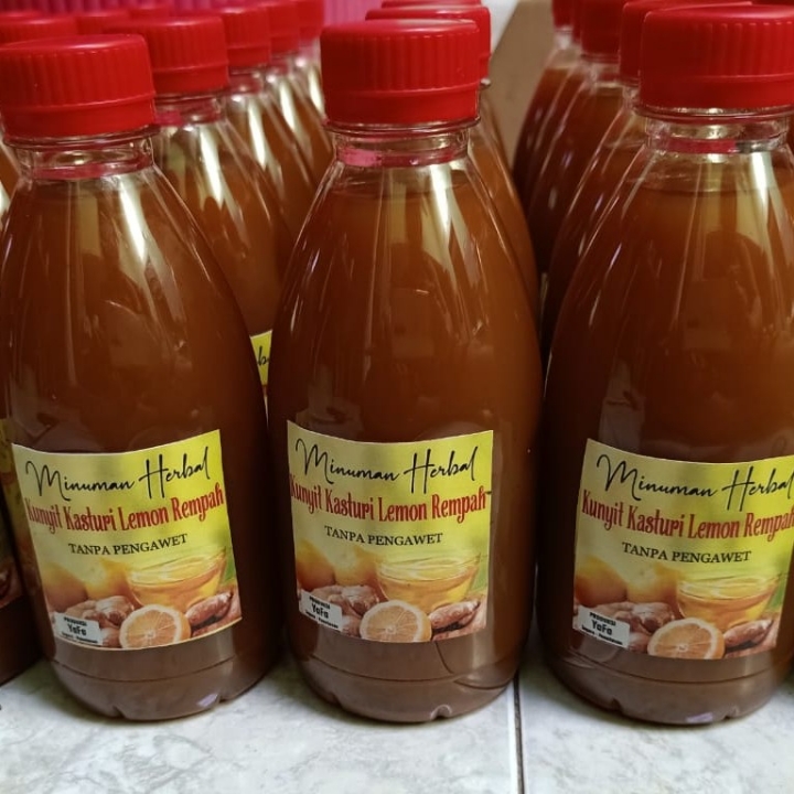 minuman kunyit kasturi lemon rempah