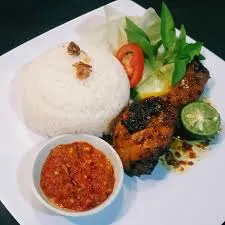 nasi ayam bakar dada es teh 