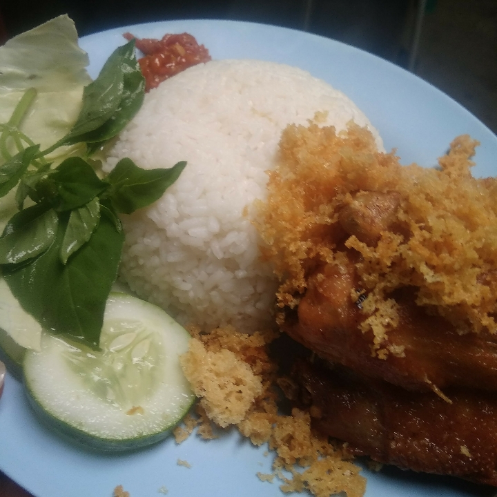 nasi ayam goreng kremes 2