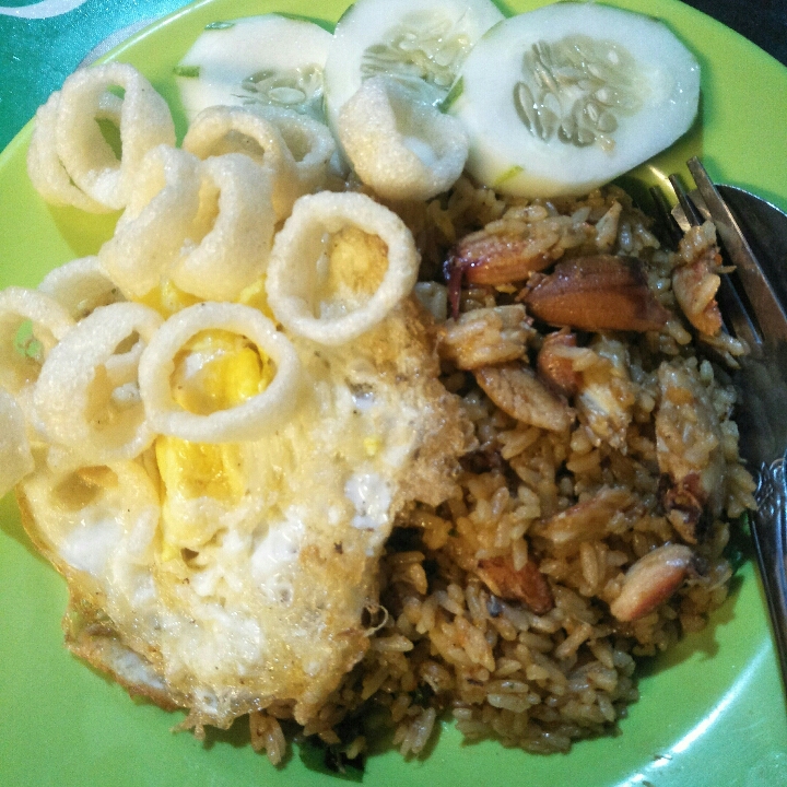 nasi goreng daging kepiting