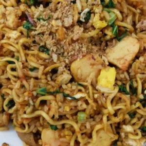 nasi goreng mawut ala warmindo 