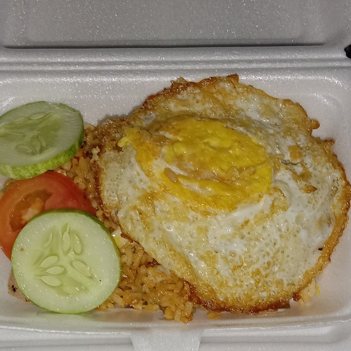 nasi goreng spesial telur