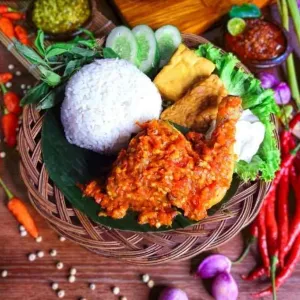 paket ayam penyet sambal korek