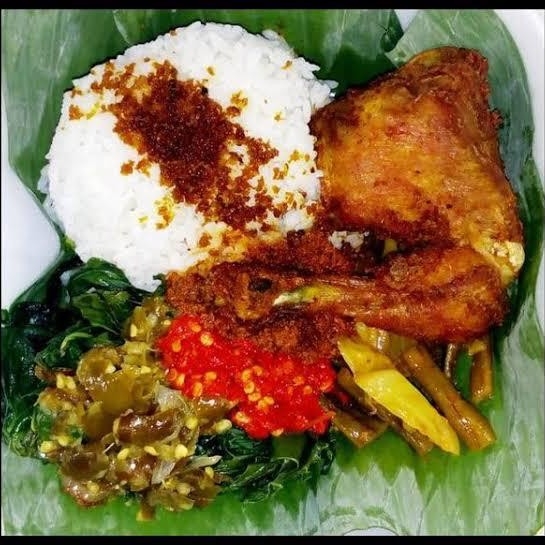 paket komplit ayam bumbu kremes