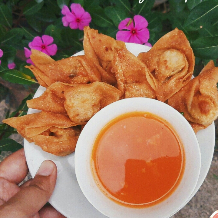 pangsit goreng