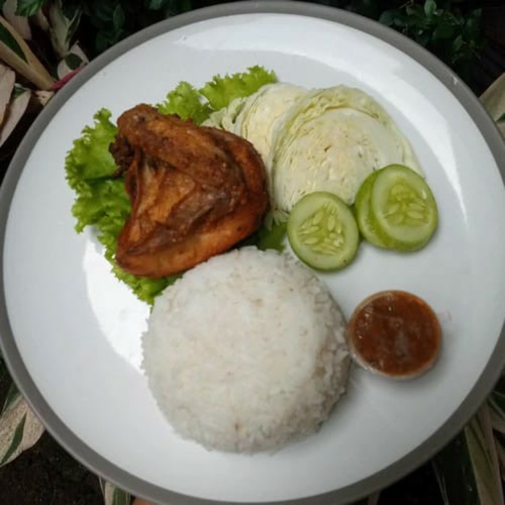 Pecel ayam