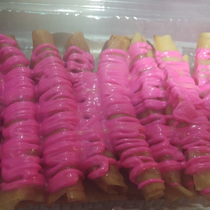 pisang Roll Crispy Strawberry