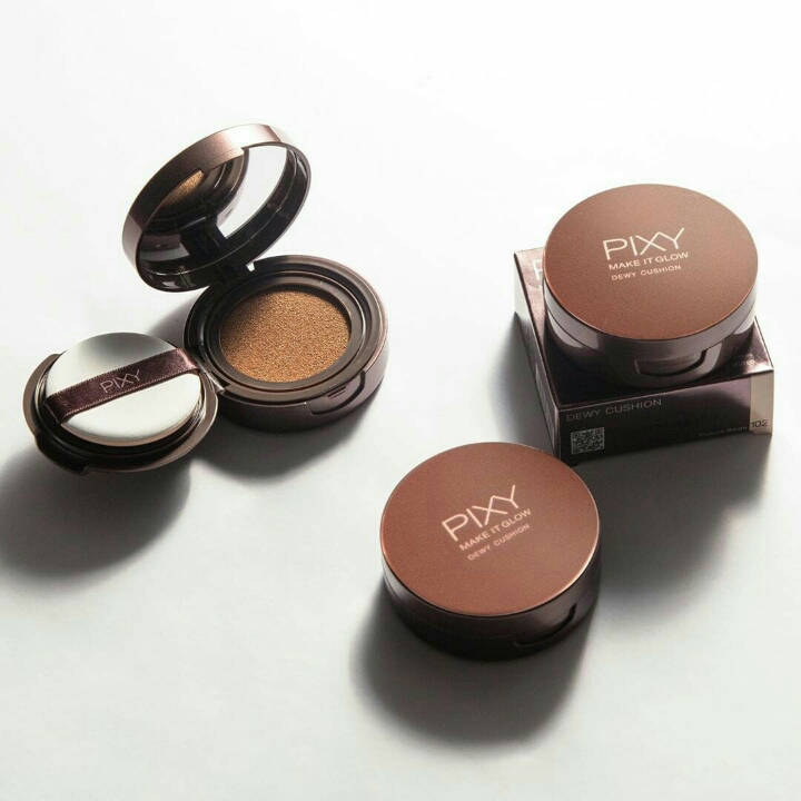 pixy make it glow  dewy cushion 