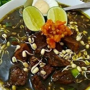 Rawon daging sapi asli