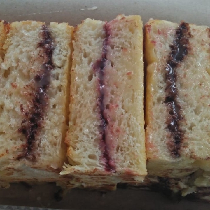 roti bakar Blueberry Slai Coklat