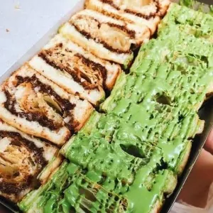 roti bakar greentea crunchy coklat 