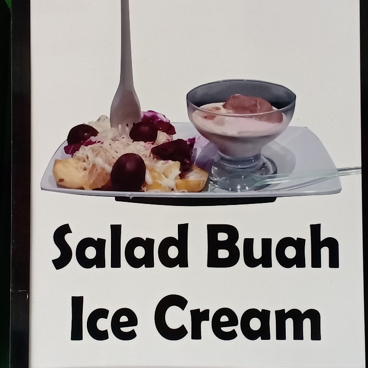 salad buah es krim