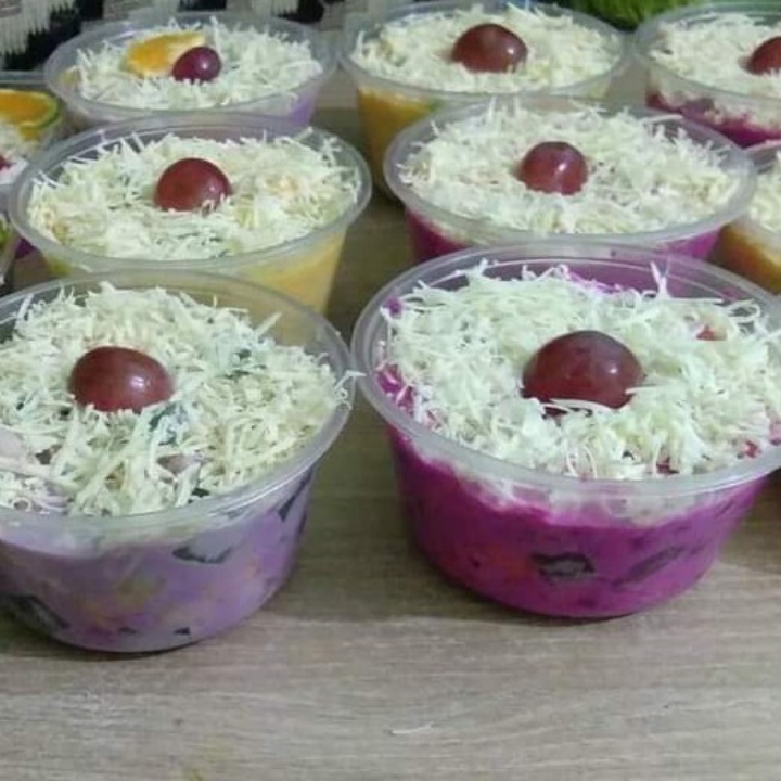 salad buah naga