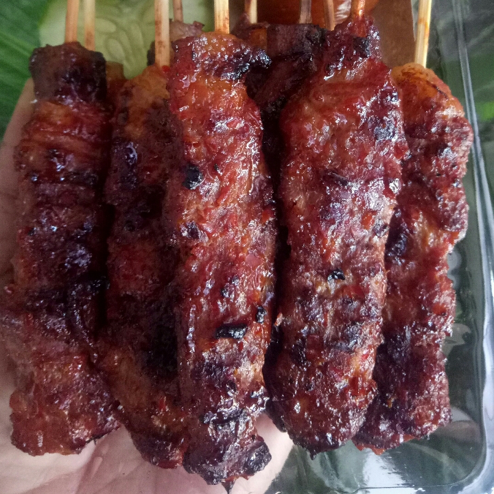 sate babi 