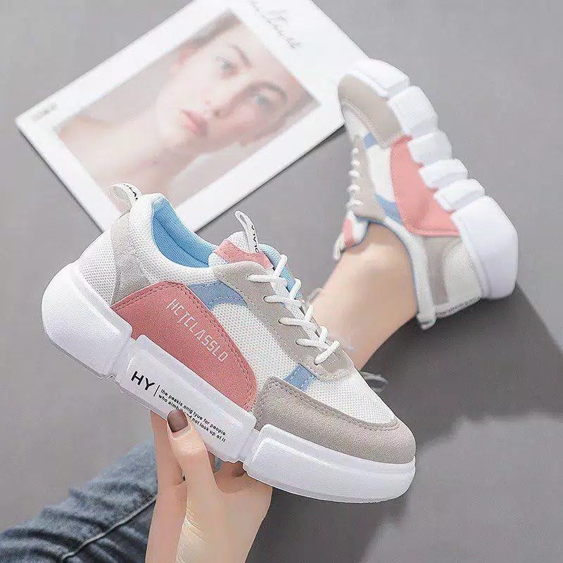 sepatu sneakers wanita HTC