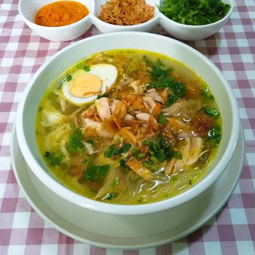 soto ayam telur