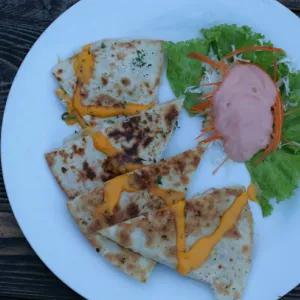 spinach creamy quesadilla