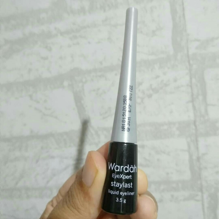 wardah eyeliner liquid 