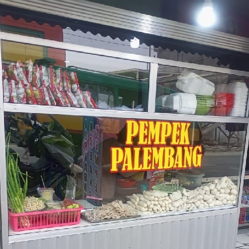 PEMPEK PALEMBANG